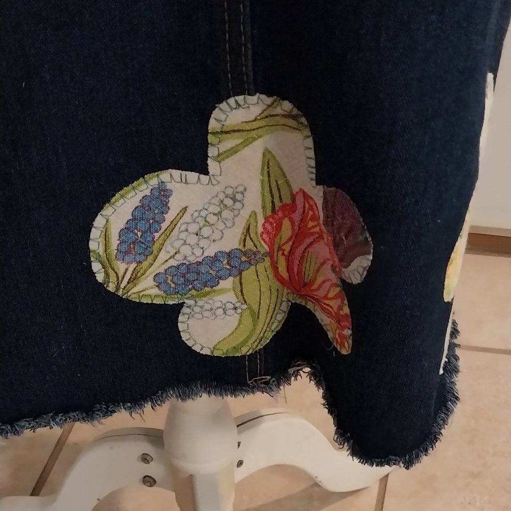 2945 Size Large Blue Jean Appliqued Jumper, 100% Cotton - Picture 10 of 12